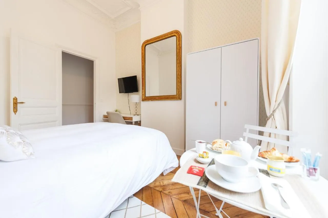 Maison De Lignieres - - Quartier Champs-elysees Nocleg ze śniadaniem Paryż