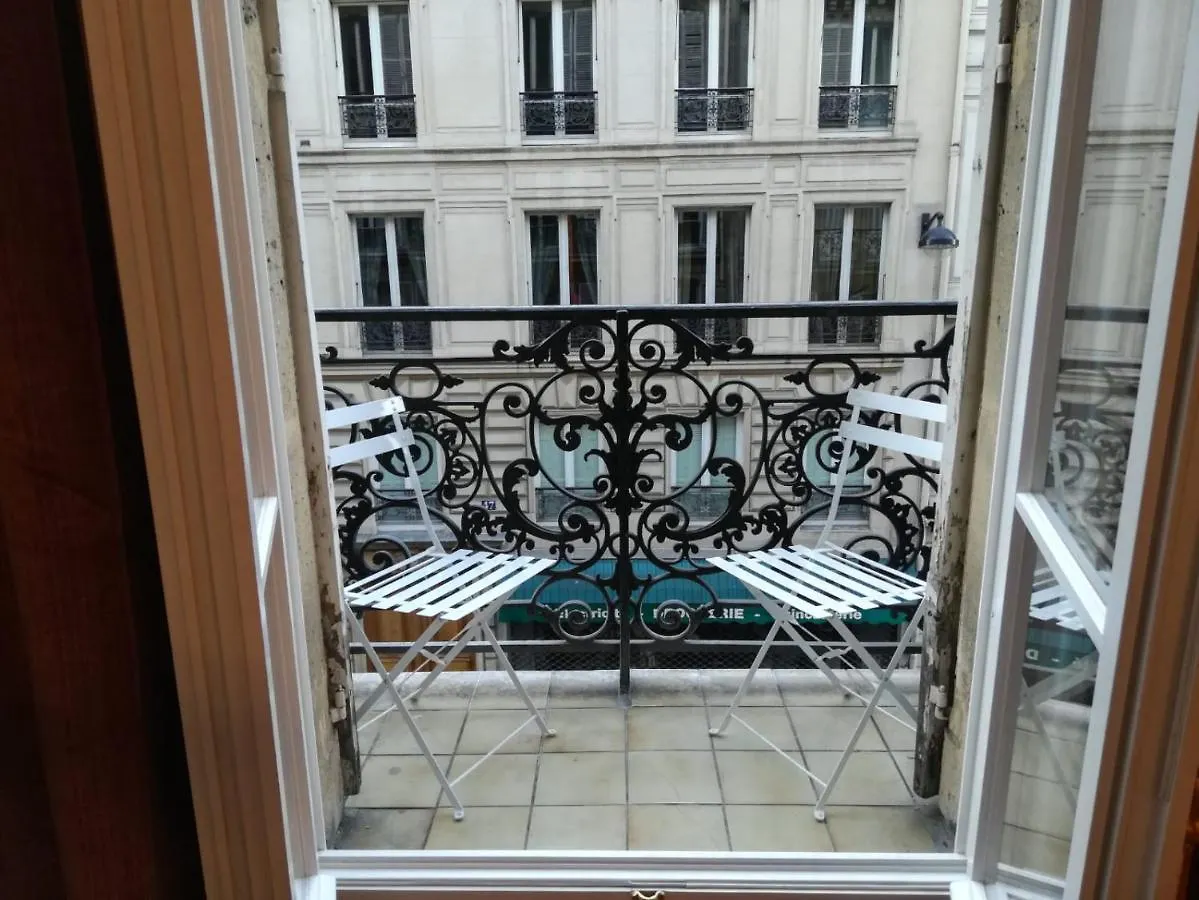 Nocleg ze śniadaniem Maison De Lignieres - - Quartier Champs-elysees Paryż