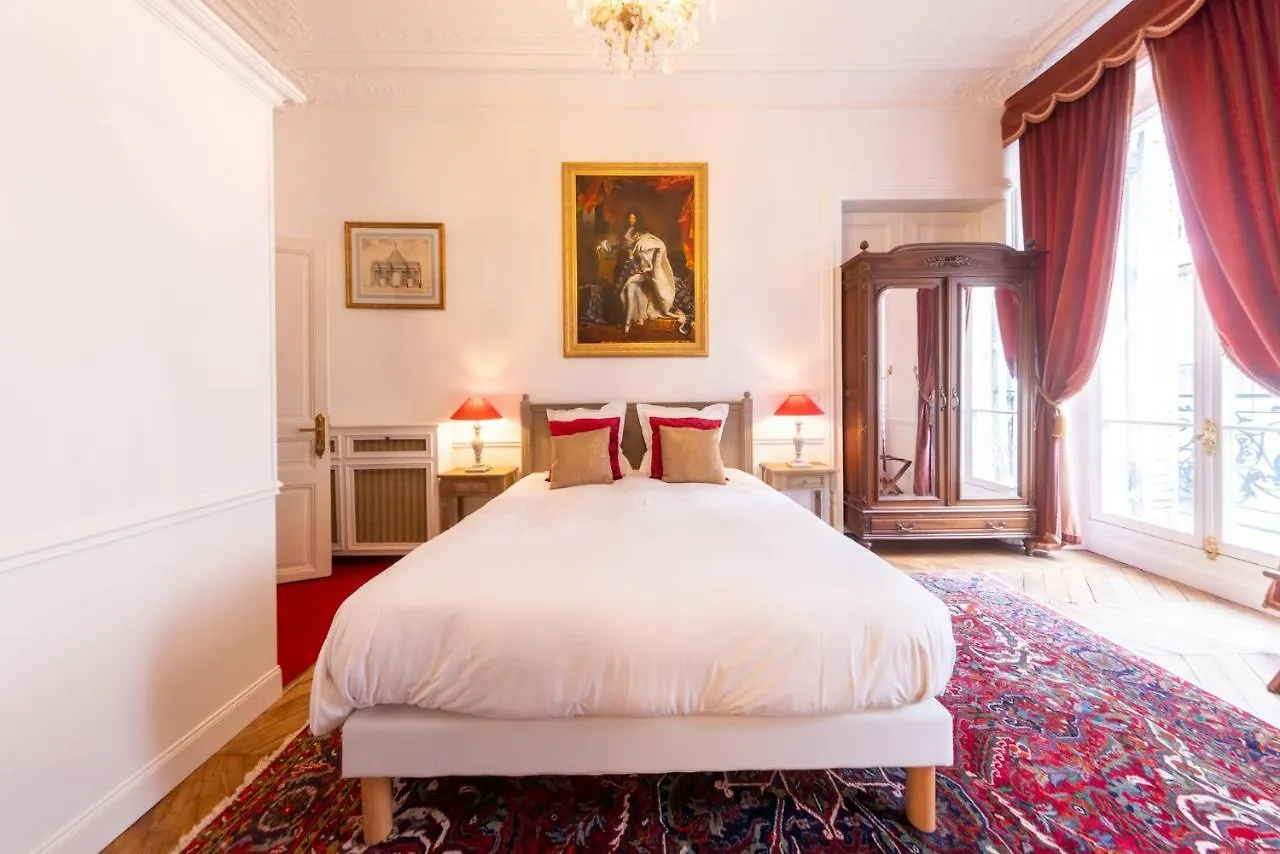 Maison De Lignieres - - Quartier Champs-elysees Nocleg ze śniadaniem 3*