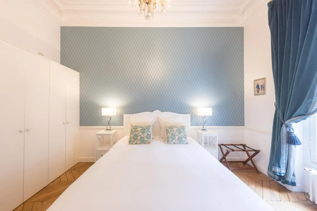 Maison De Lignieres - - Quartier Champs-elysees Nocleg ze śniadaniem 3*